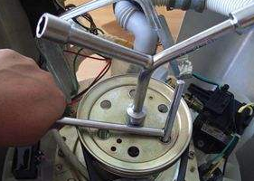 全自動洗衣機不脫水的原因是什么