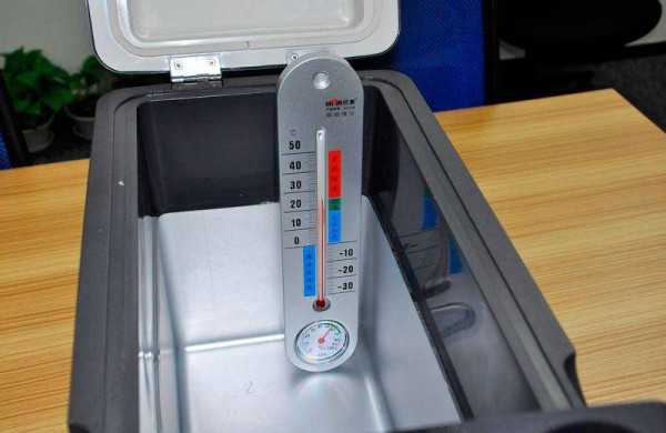 冰箱上層不制冷怎么辦？