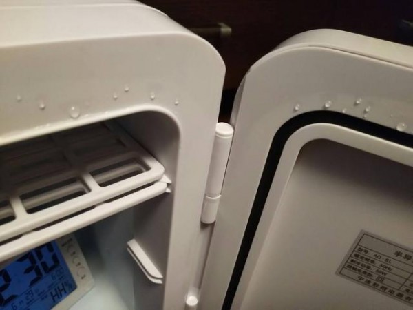 冰箱風扇響怎么回事？