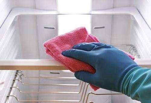 水果冰柜如何維護(hù)保養(yǎng)