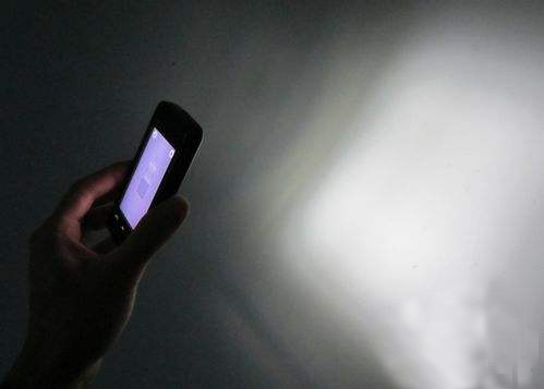 手機(jī)手電筒長(zhǎng)時(shí)間使用會(huì)造成什么樣影響-有害處嗎？