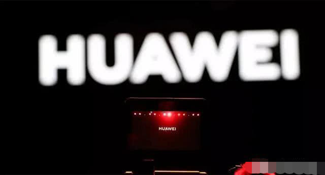 三星正式宣布:放棄自研芯片,選擇“聯(lián)姻”華為!