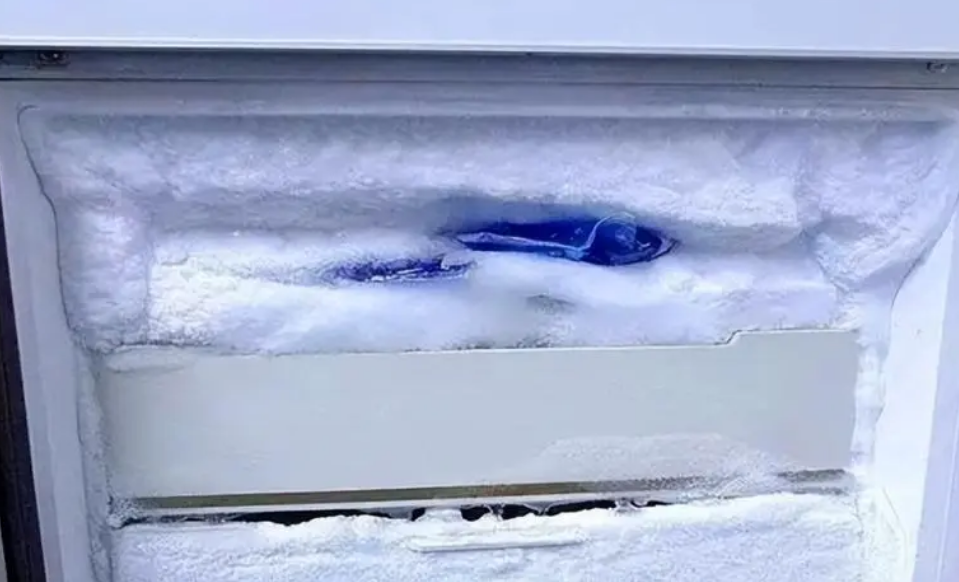 冰箱內部結厚冰怎么辦？